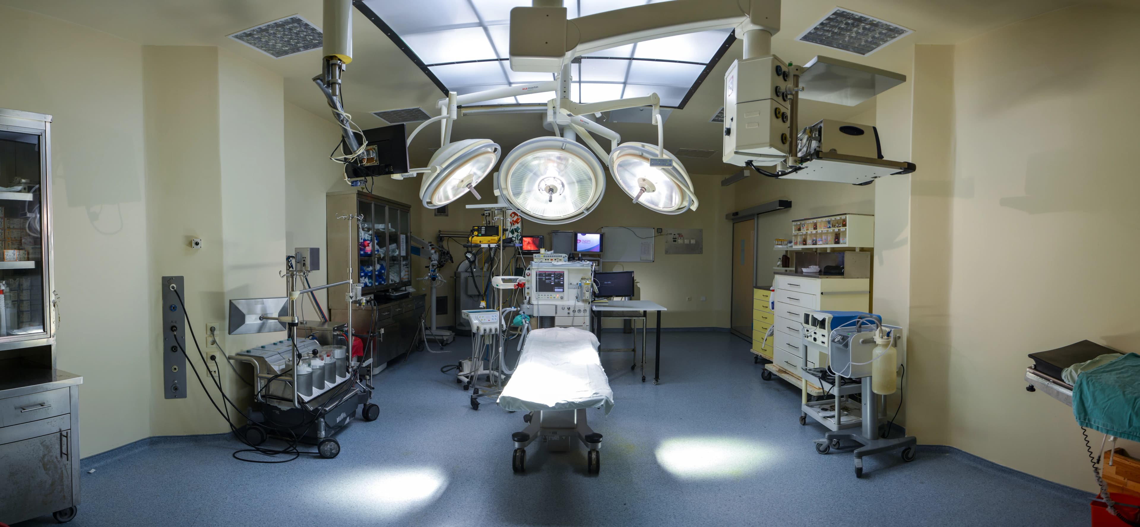 Operating Room Panorama 3